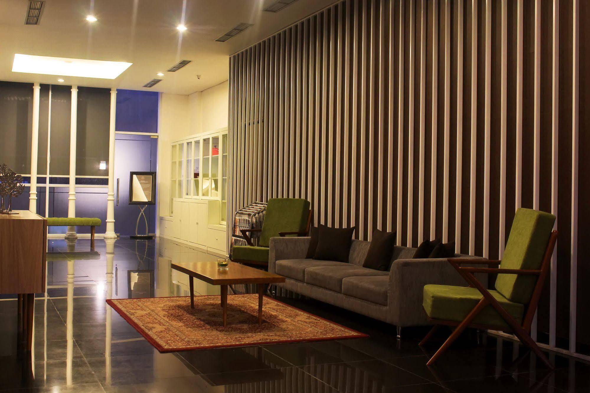Khas Tugu Hotel Yogyakarta Extérieur photo