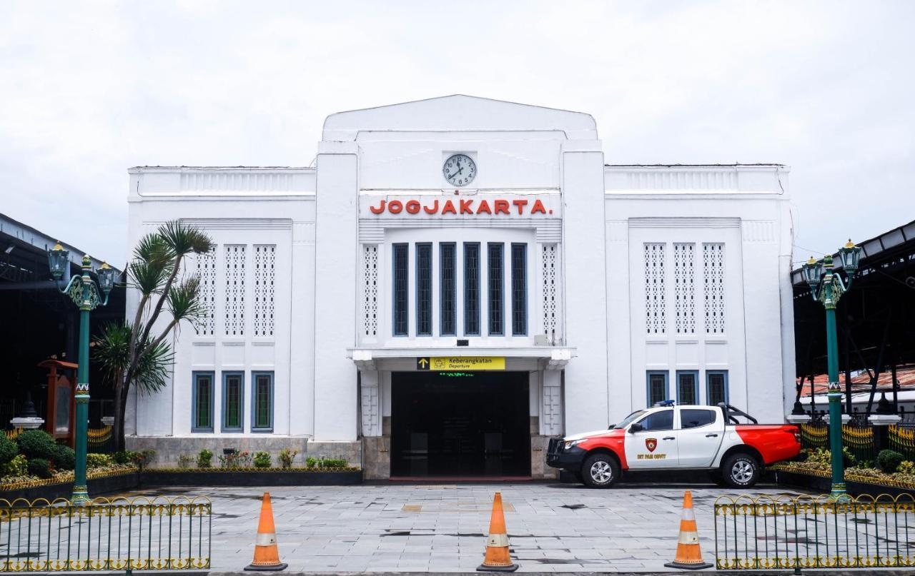 Khas Tugu Hotel Yogyakarta Extérieur photo